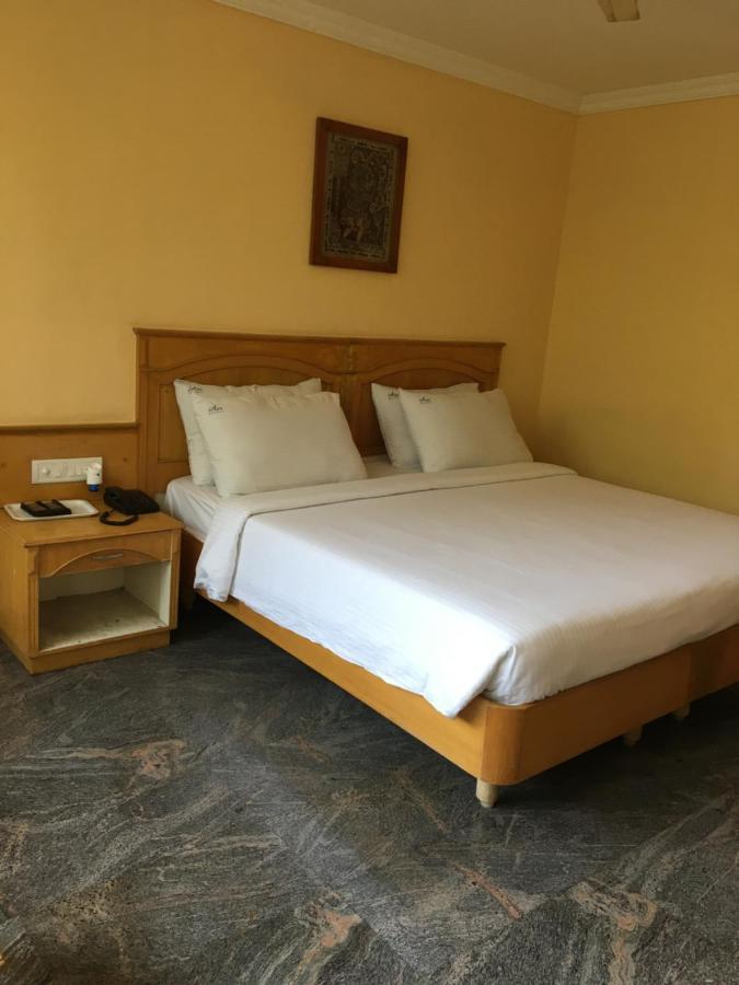 Asr Guesthouse Tirupati Exterior foto